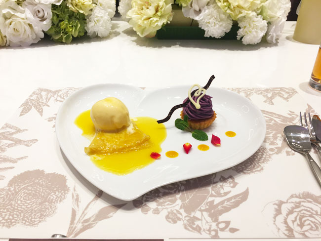 サンタガリシア大聖堂　試食会
